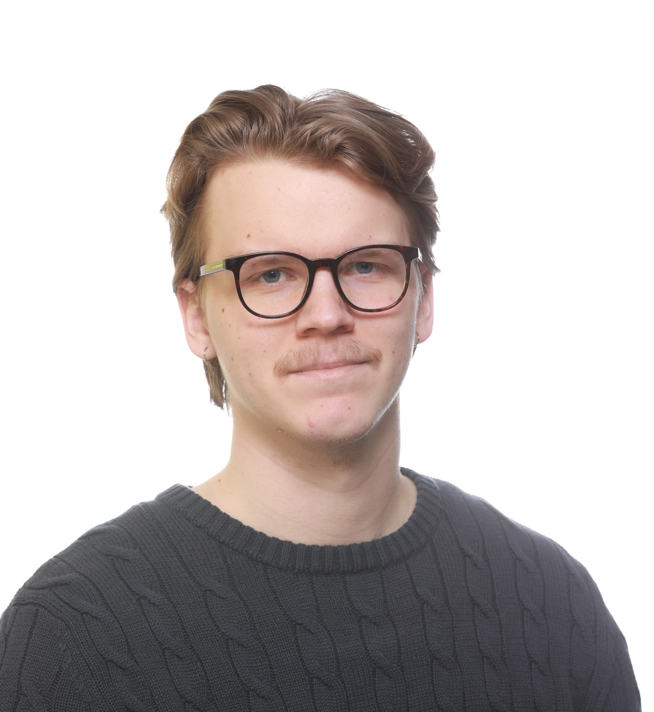 Torsti Förbom – Business Operations Specialist